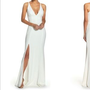 Dress the Population Iris Crepe Slit Gown - White